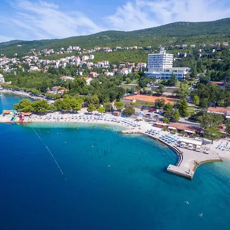 Apartments Adrasteja *