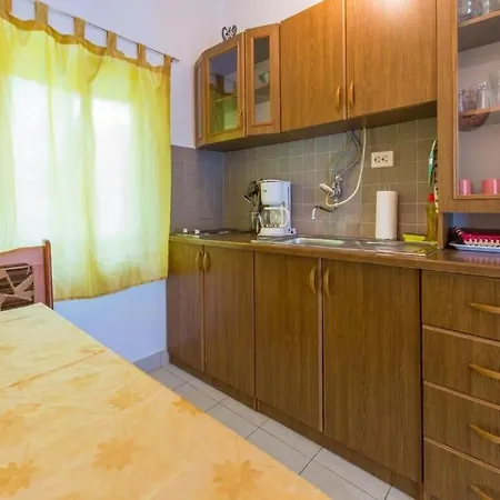 Apartment Apartments Adrasteja