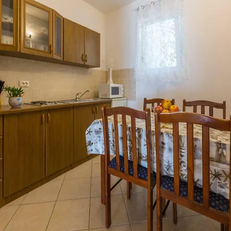 Apartment Apartments Adrasteja