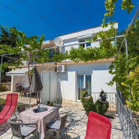 Apartments Adrasteja * Dramalj
